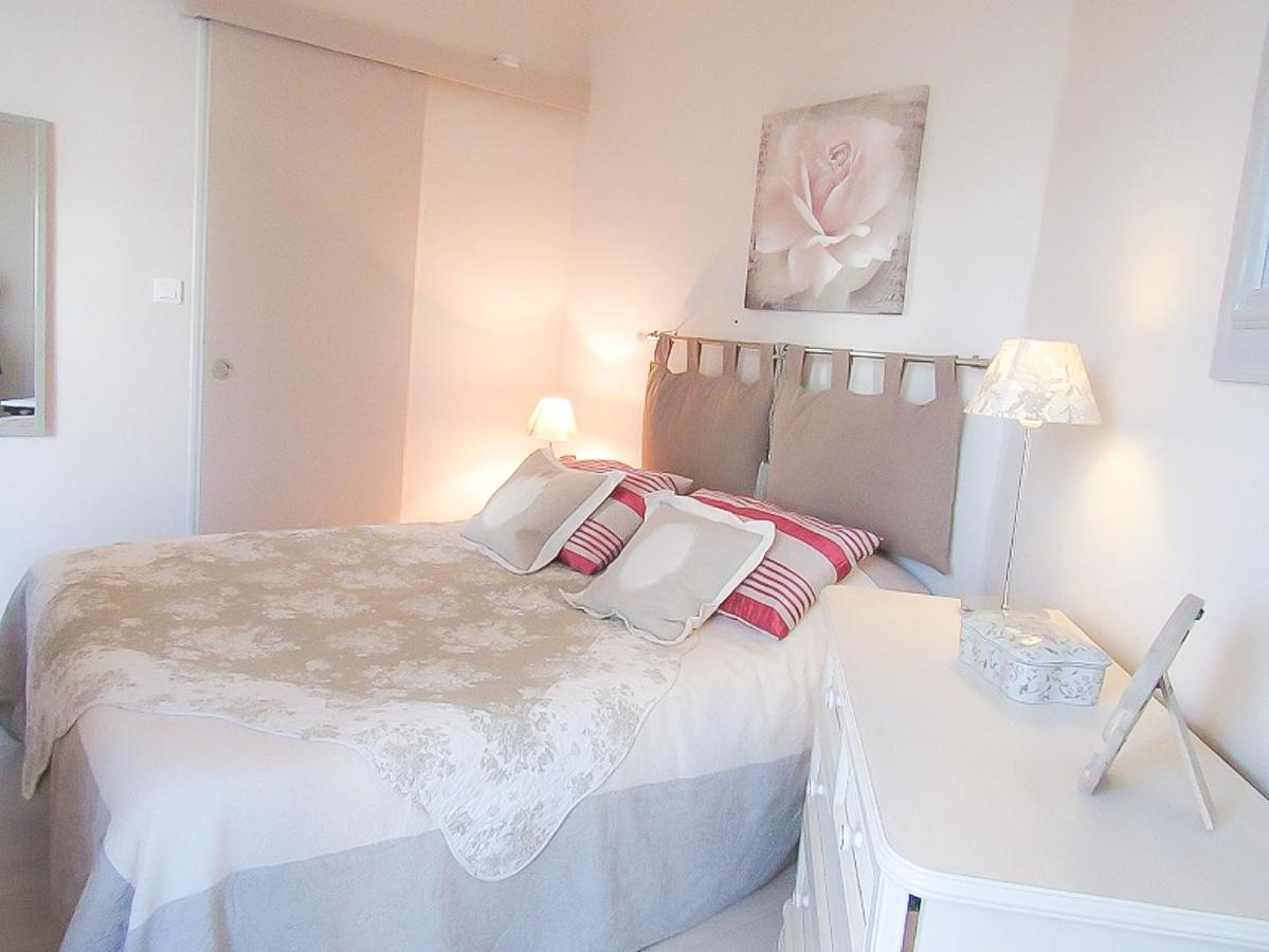 Cabourg, Cosy Appartement Avec Balcon + Parking Prive Екстер'єр фото