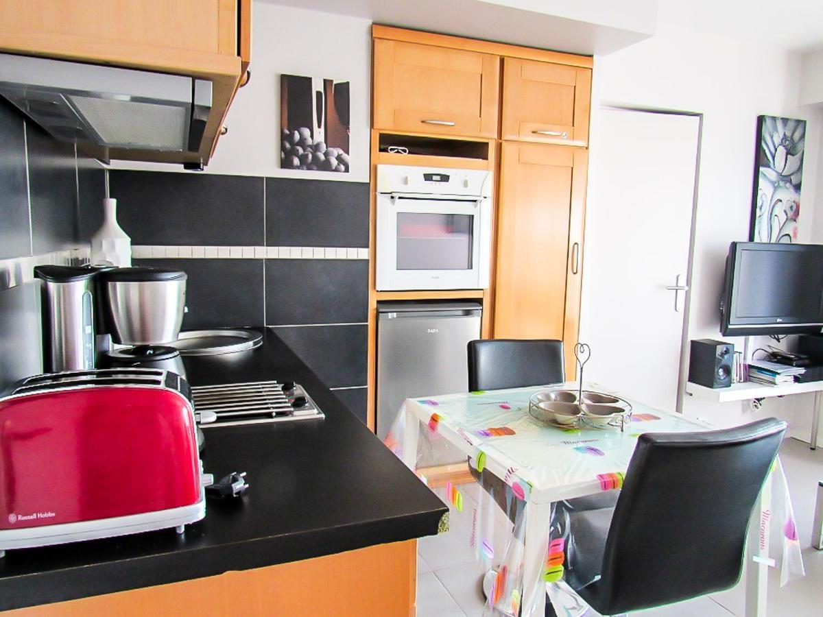 Cabourg, Cosy Appartement Avec Balcon + Parking Prive Екстер'єр фото